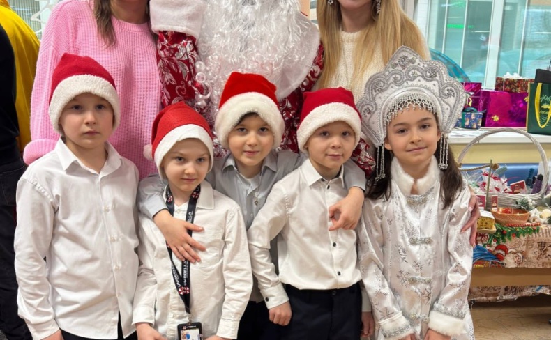 Школьные ярмарки в поддержку подопечных «Кораблика»